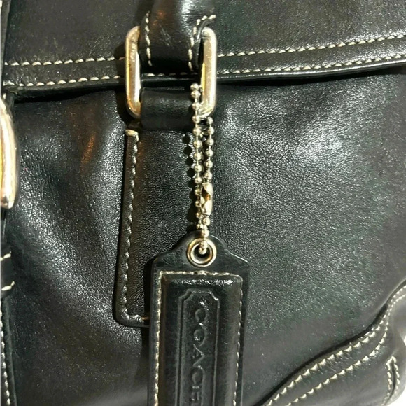 Coach vintage black leather shoulder handbag - Picture 6 of 12